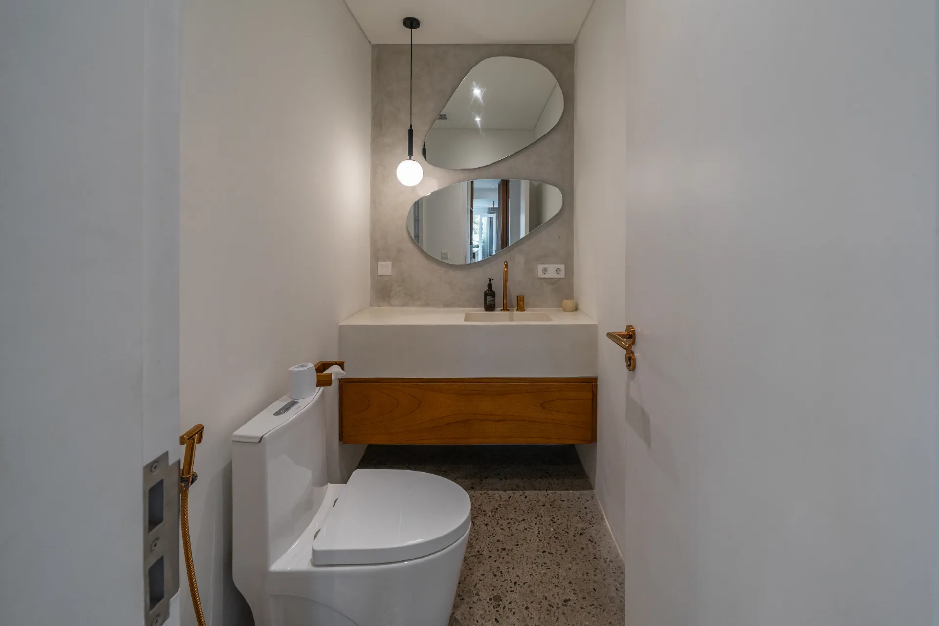 1BR The Cruise - Modern 1-Bedroom Apartment in Canggu!! — image 1