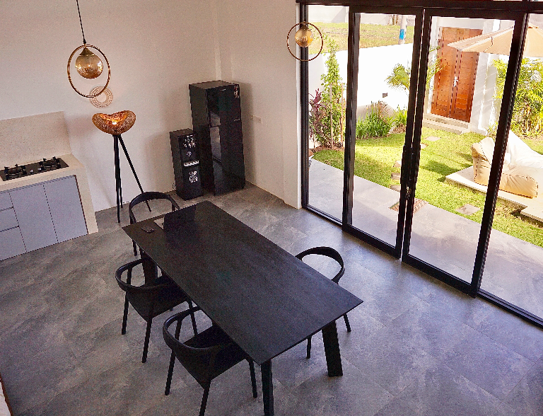 Villa 1BR Cemagi-Seseh with Ricefield & Mountain view (5 minutes to the beach) — image 1