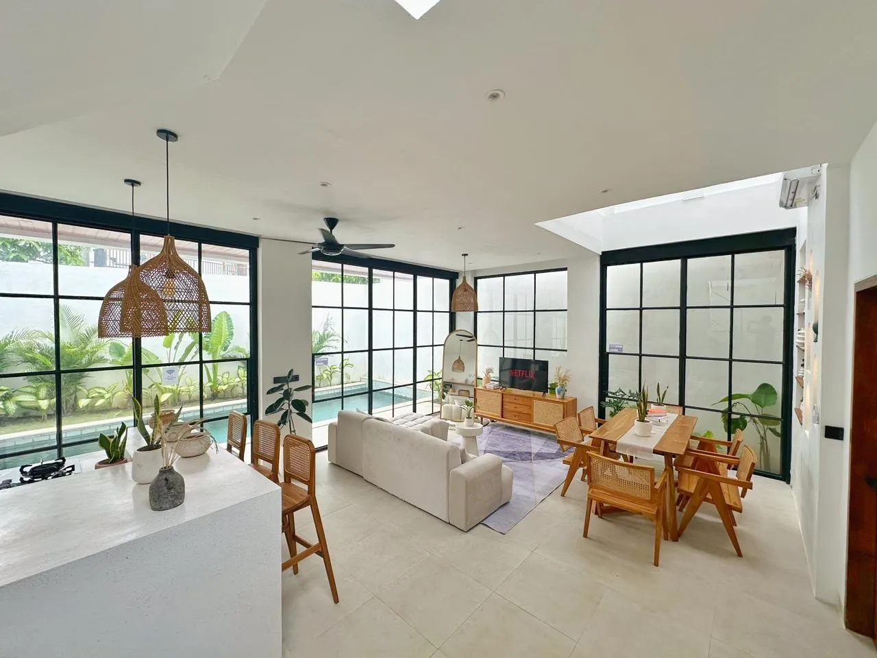 Villa For Rent 3 Bed In Cepaka Near Tumbak Bayuh — image 2