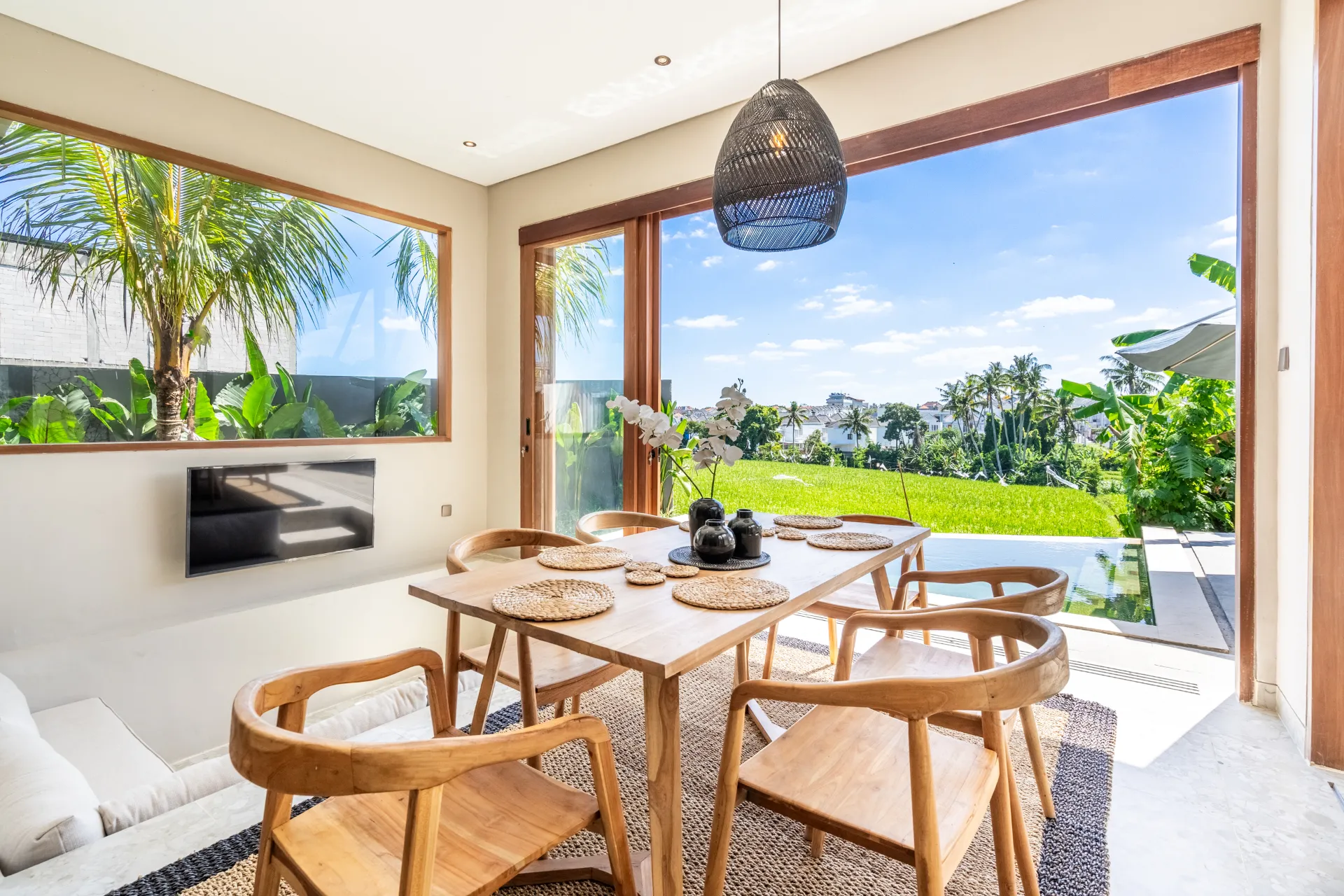 Profitable 3bd Villa W/ Rice Field Views in Tumbak Canggu! — image 2