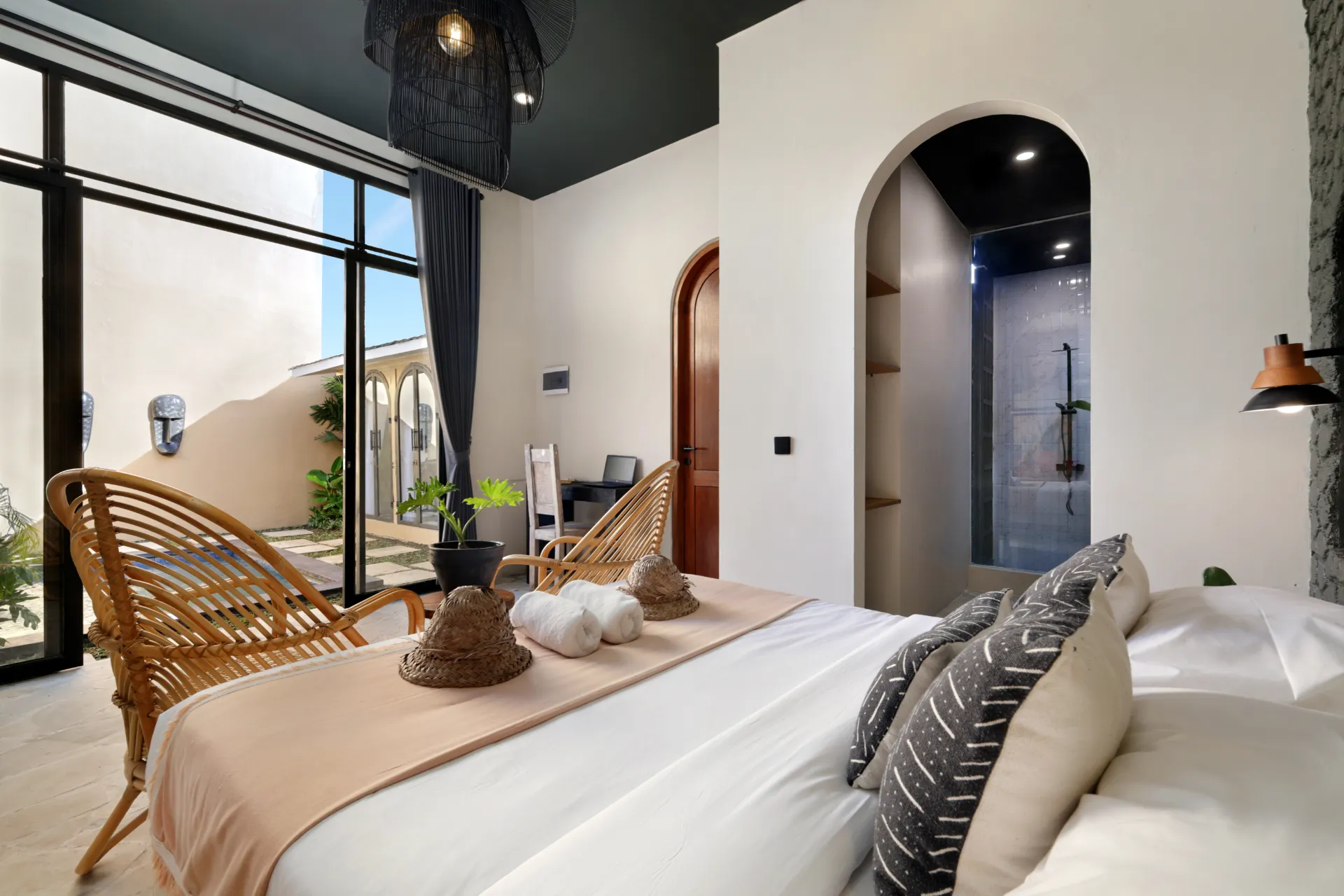 1BR VILLA ALCOBA CANGGU BABAKAN — image 2