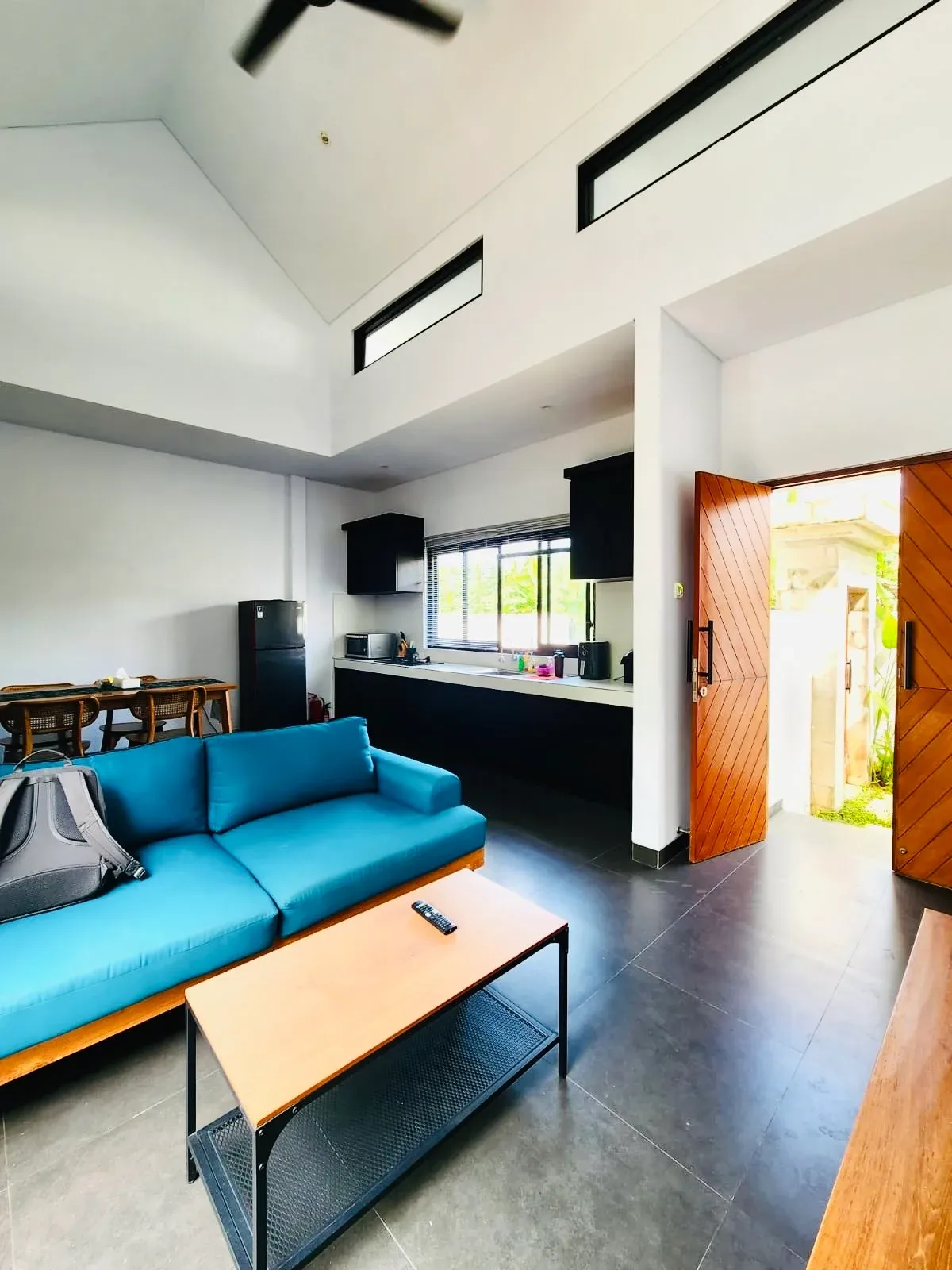 Modern Minimalist 2 Bedrooms Villa in Nusa Dua — image 1