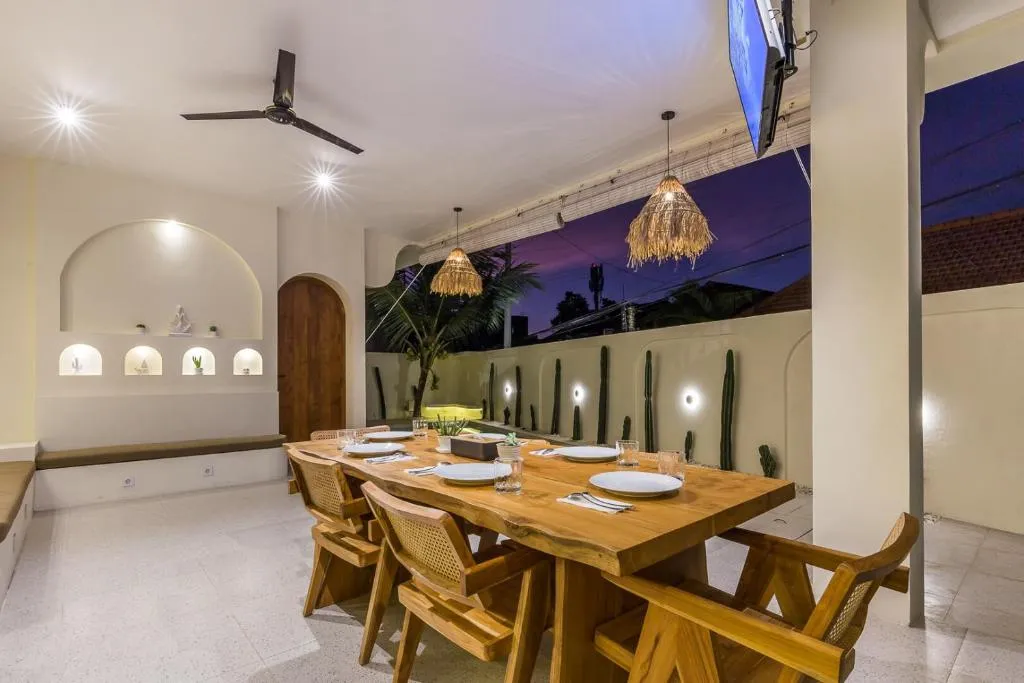 3 BEDROOM MODERN VILLA IN BERAWA — image 3