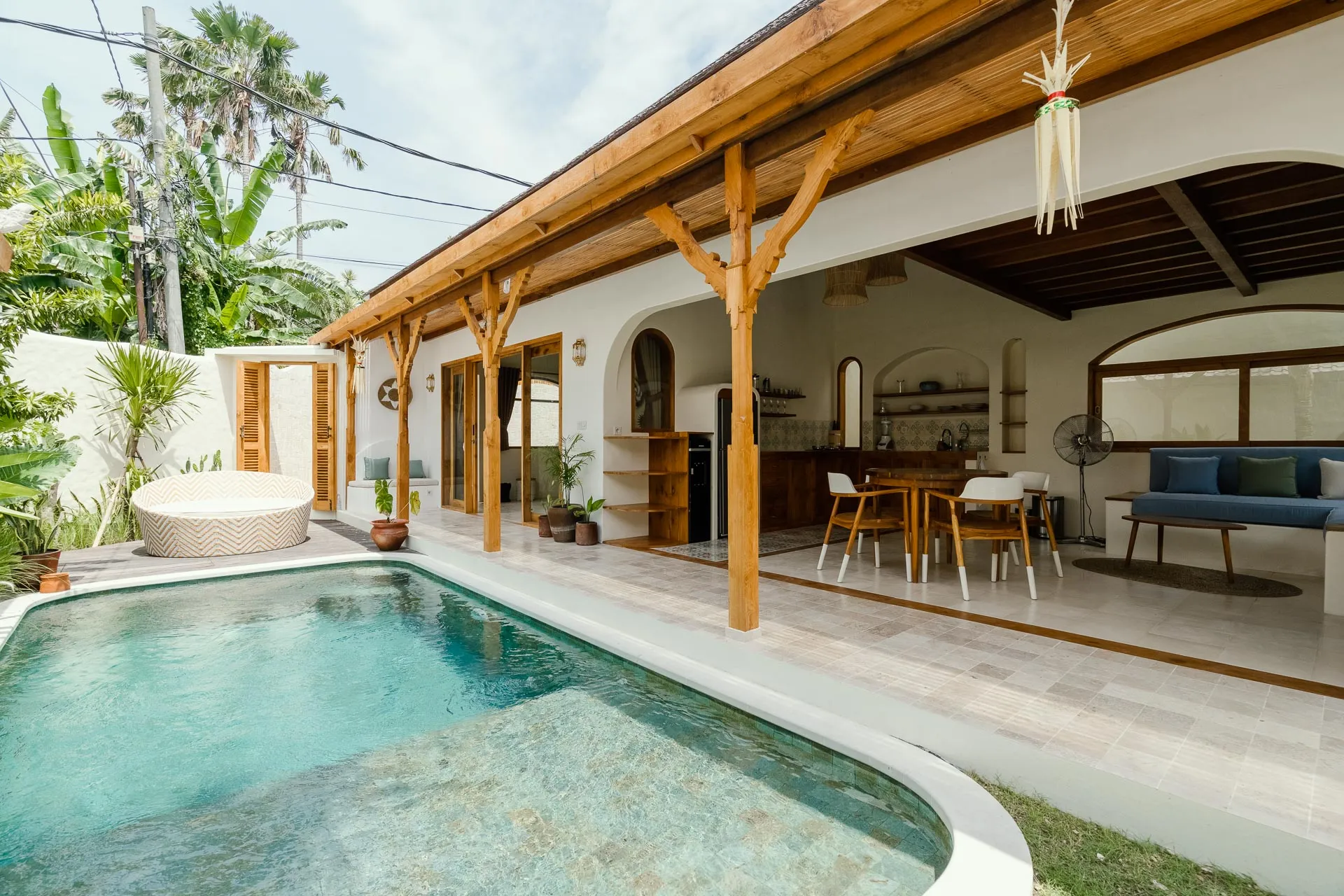 Canggutopia - Tropical Hideaway 1BR Pool Villa Prime Location