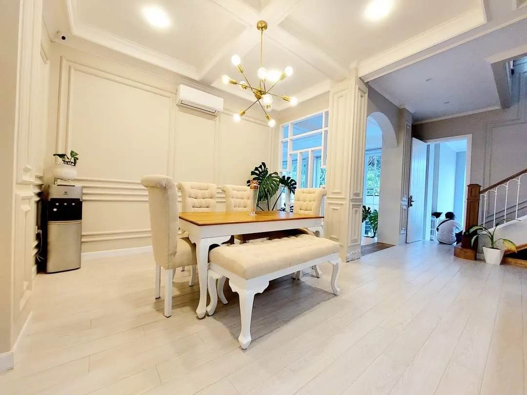 Villa Leasehold 30 Year 5 Bed In Pererenan Bali — image 1