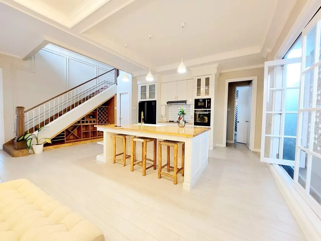 Villa Leasehold 30 Year 5 Bed In Pererenan Bali — image 3