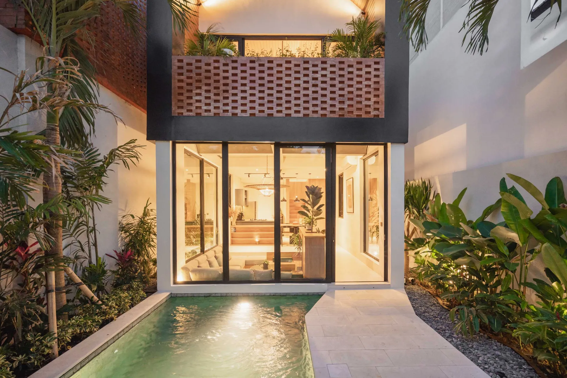 Makia Loft - NEW! Chic 1BD Loft in the Heart of Canggu