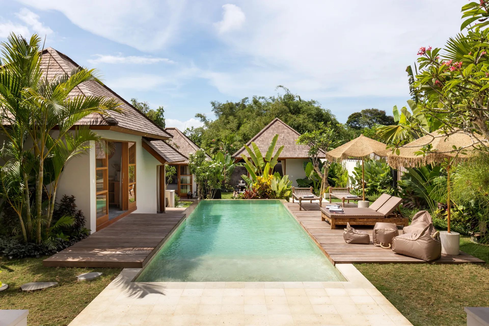 Villa Chempaka - Luxe Tropical 4BR Dream Villa in Canggu