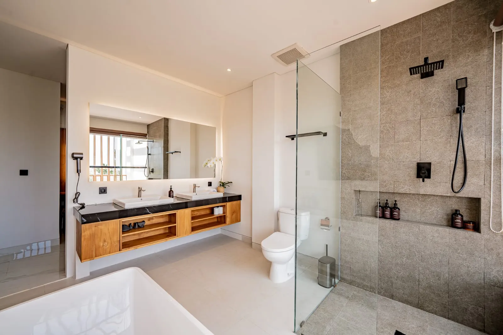#3004 Luxury 3-Bedroom Villas in Canggu Umalas🌴 — image 3