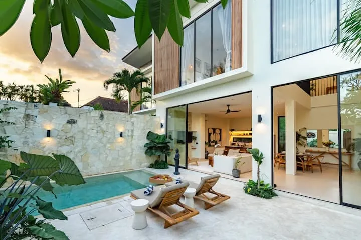 Villa For Rent 3 Bed In Batu Bolong Canggu Bali PO-3872