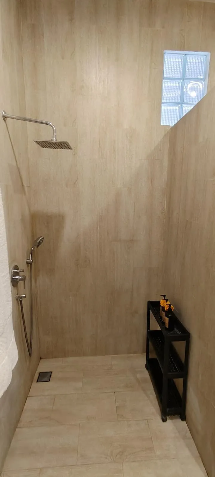 Studio For Rent 1 Bed In Umalas Kerobokan Bali — image 3