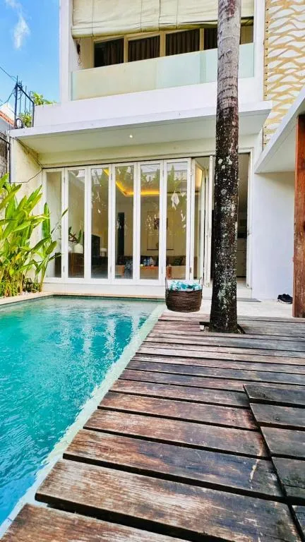 2 BR VILLA IN BERAWA