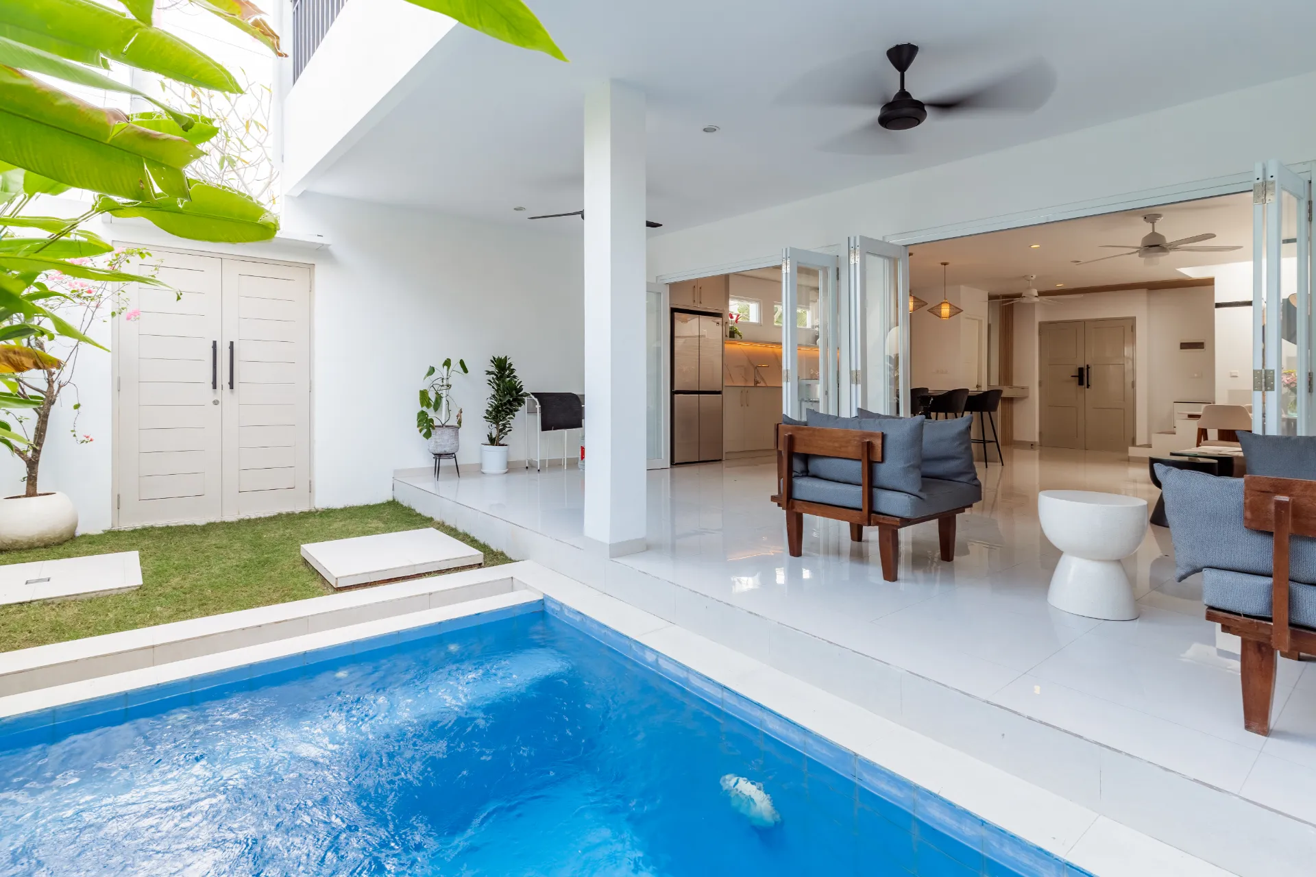 PRICE DROP! Stylish 2BR Villa + Office in Prime Canggu – Walk to Cafés!