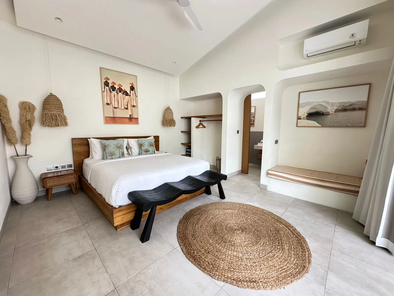 Villa For Rent 3 Bed In Berawa Badung Bali — image 2