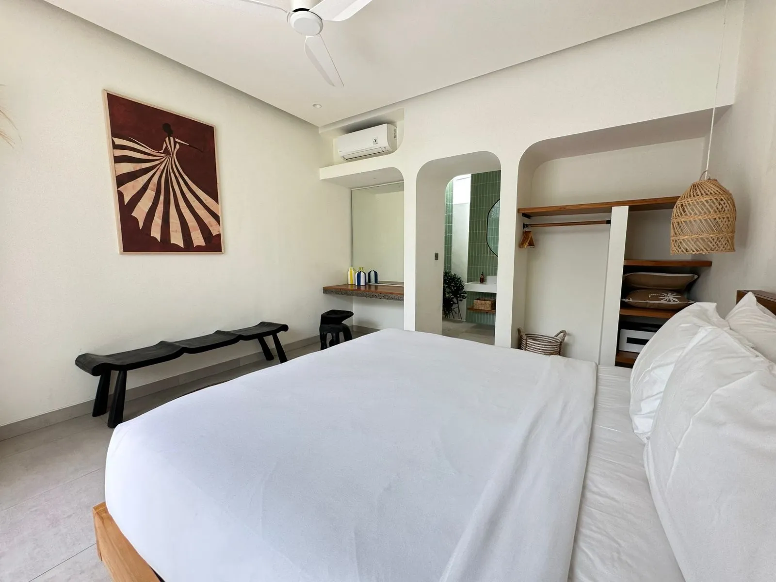 Villa For Rent 3 Bed In Berawa Badung Bali — image 1