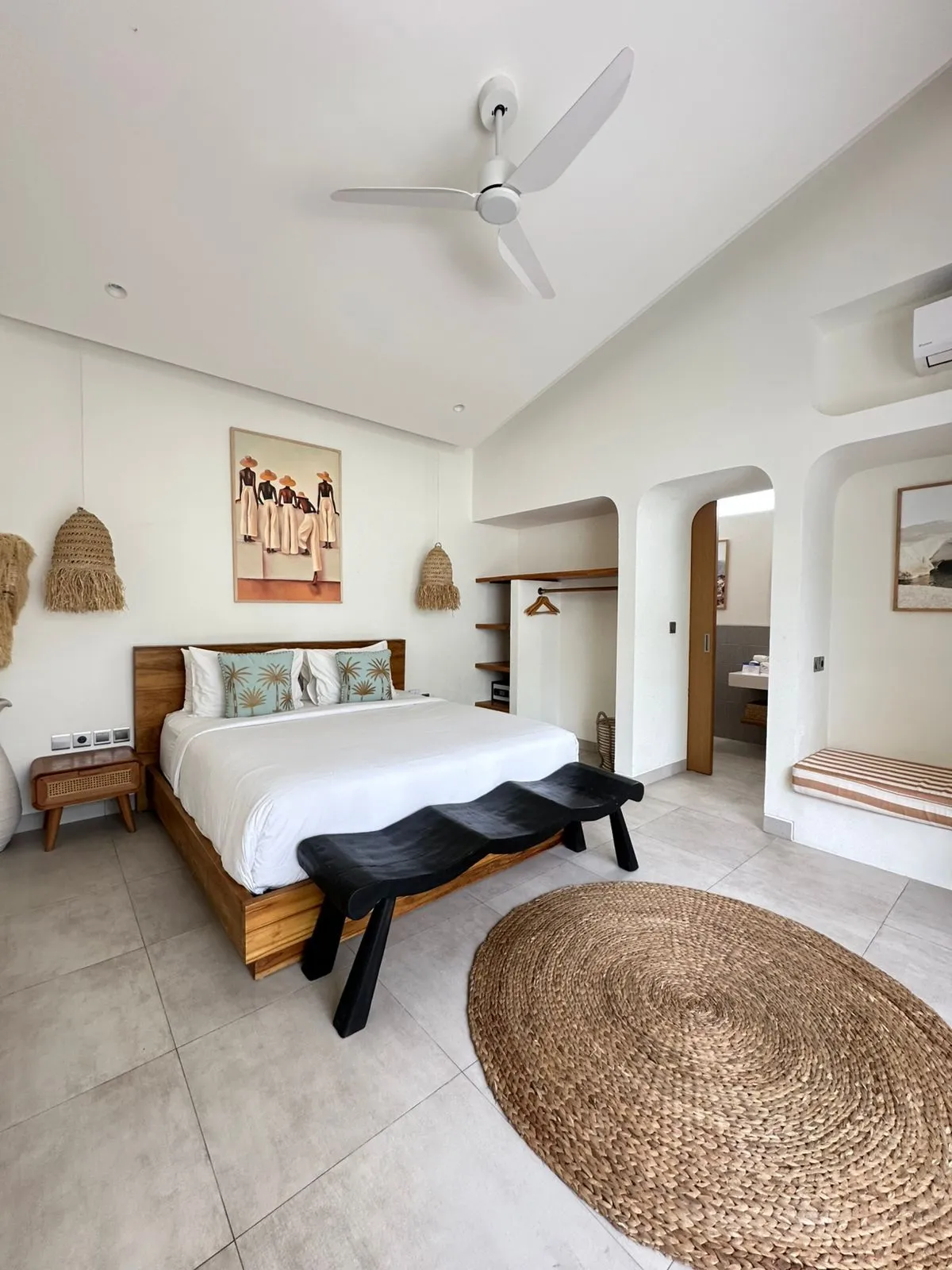 Villa For Rent 3 Bed In Berawa Badung Bali — image 4