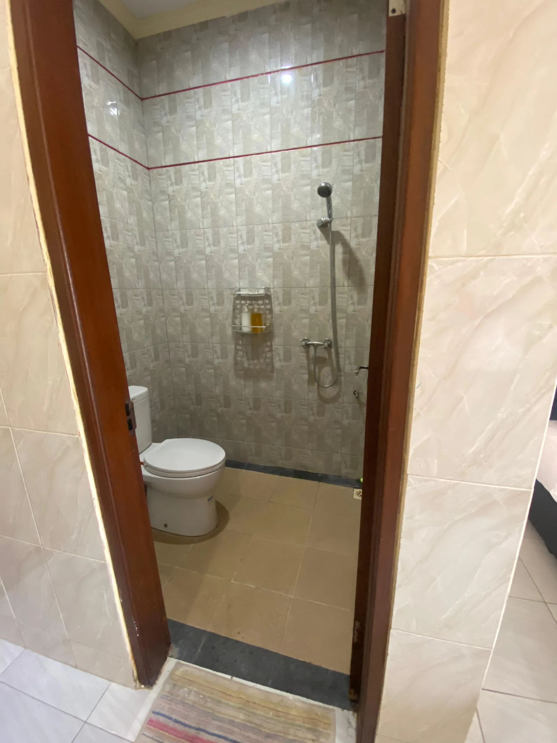 STANDARD ROOM – STUDIO ROOM IN KUTA - 3 MINS WALK TO KUTA BEACH — image 2