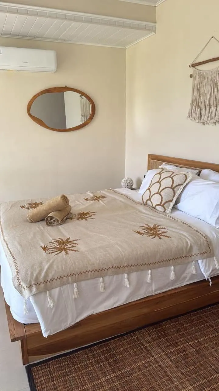 1 BEDROOM PRIVATE VILLA MEZZANINE STYLE LOCATED IN JALAN PANTAI SESEH