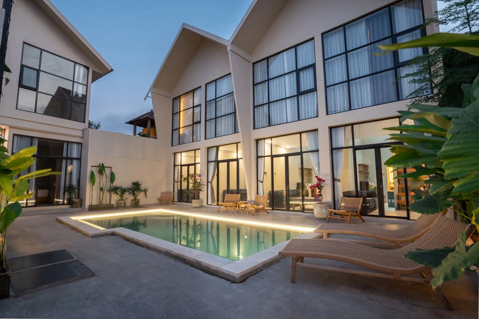 Apartment 1BR Loft Babakan Canggu with Sharing Pool