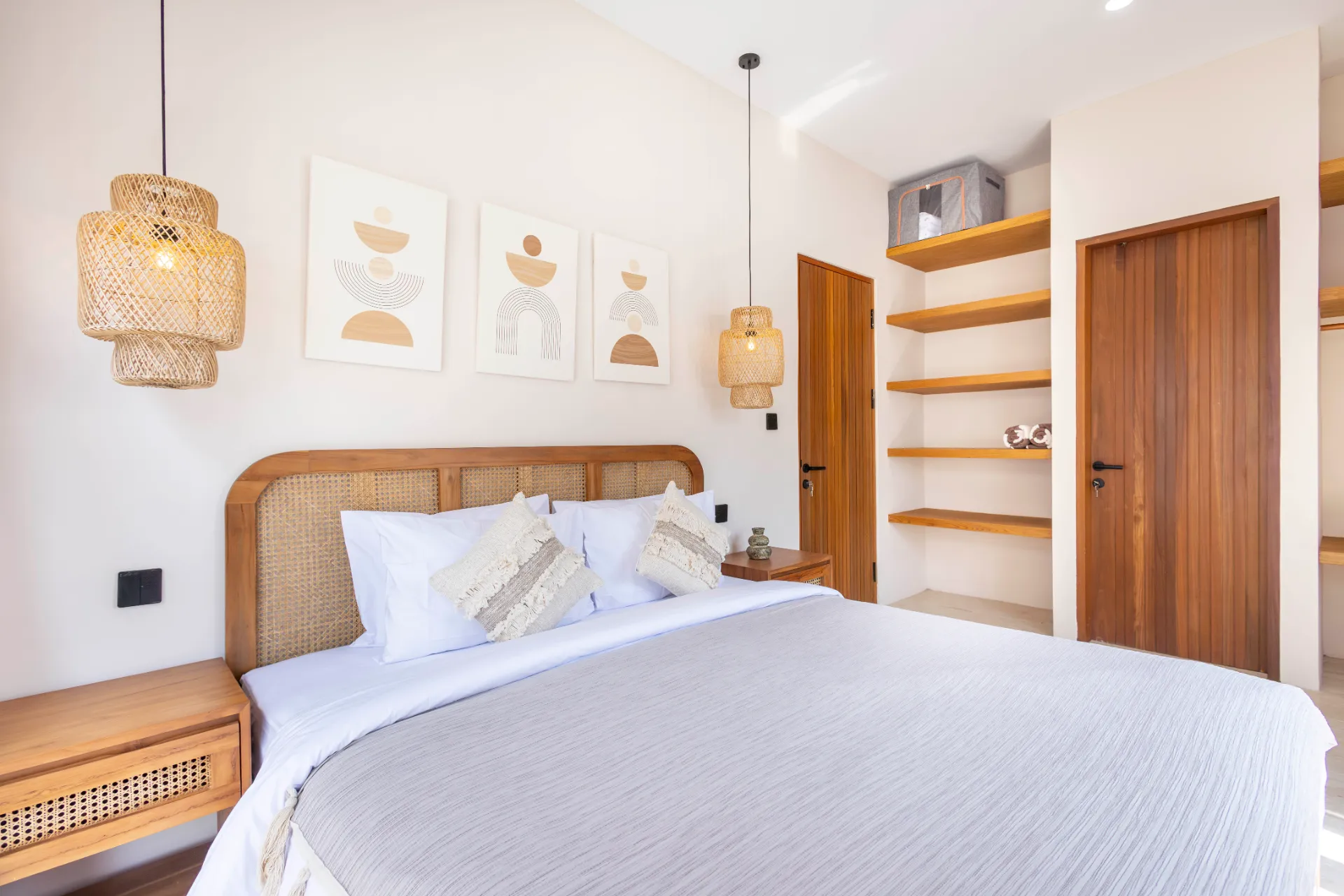 Chic 1BR Apartment for Rent – Near Bingin Beach ☀️ — image 4