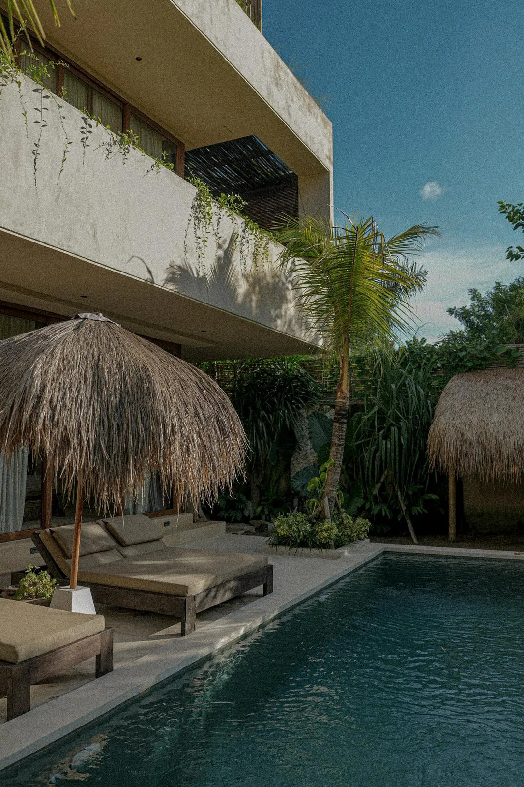 LUXURY VILLA - PRIVATE POOL & ROOFTOP STUDIO ULUWATU HEART 2BR - Ocean view