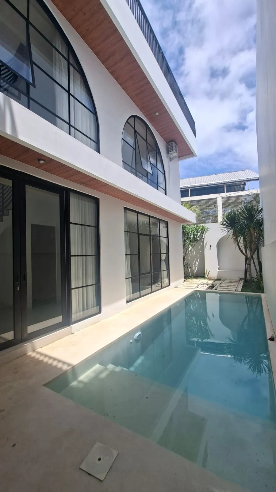 villa for rent balangan