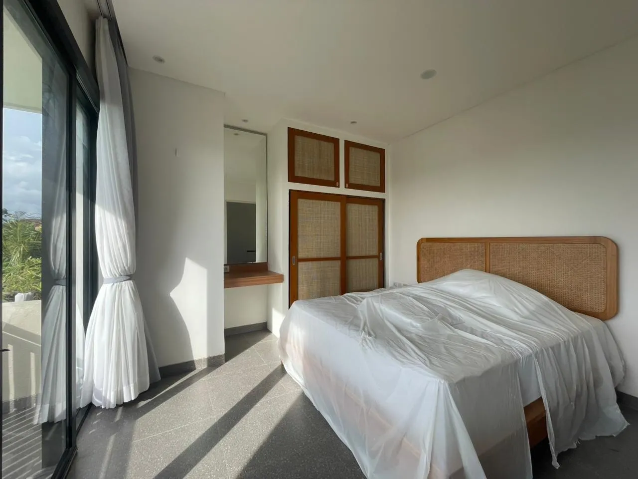 Villa For Rent 2 Bed In Seseh Badung Bali — image 4