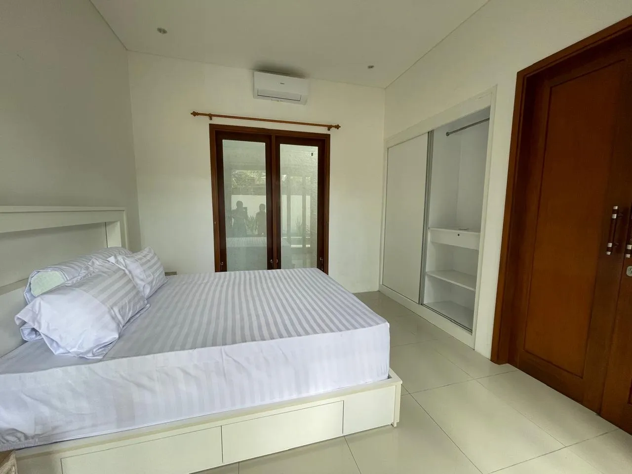 Villa For Sale 2 Bed In Tumbak BayuhBadung Bali — image 2