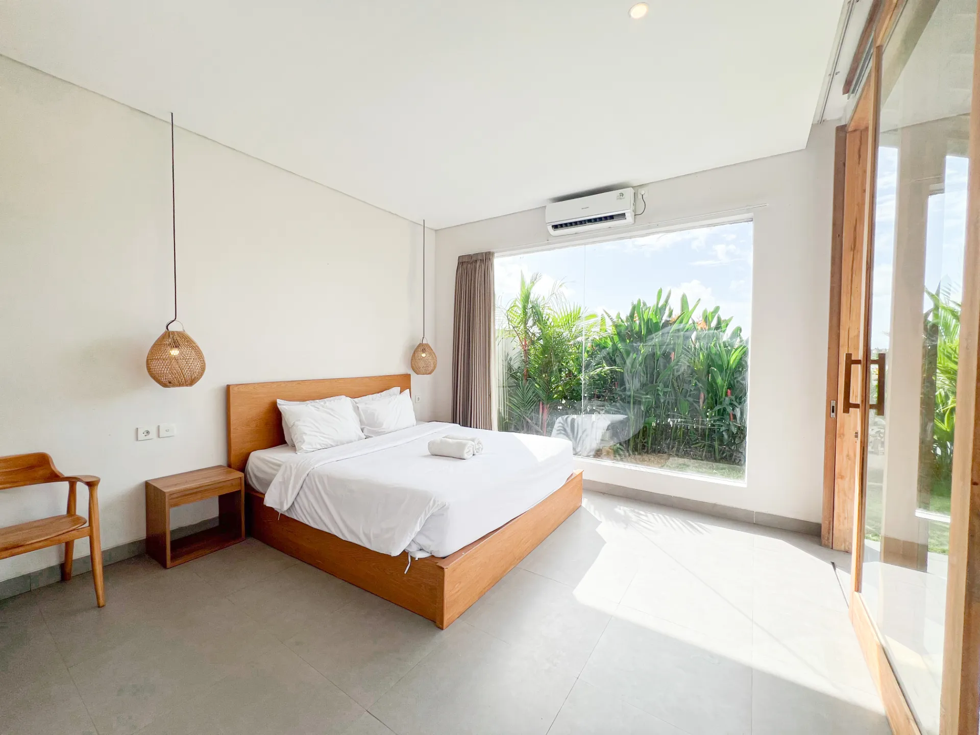 3 Bedrooms Villa in Seseh with rice field views — image 3