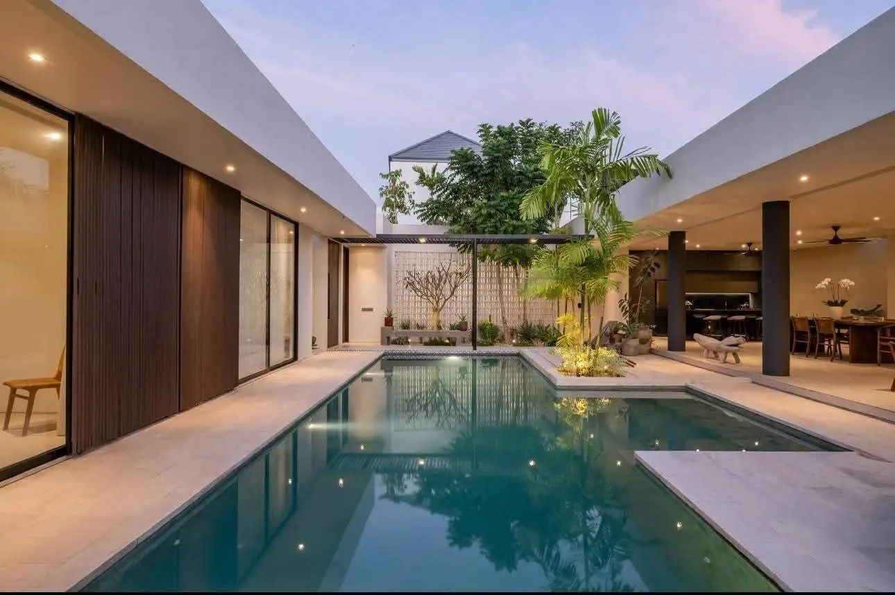 Brand new 3 bedroom villa in Umalas IDR 900 million per year contact — image 4