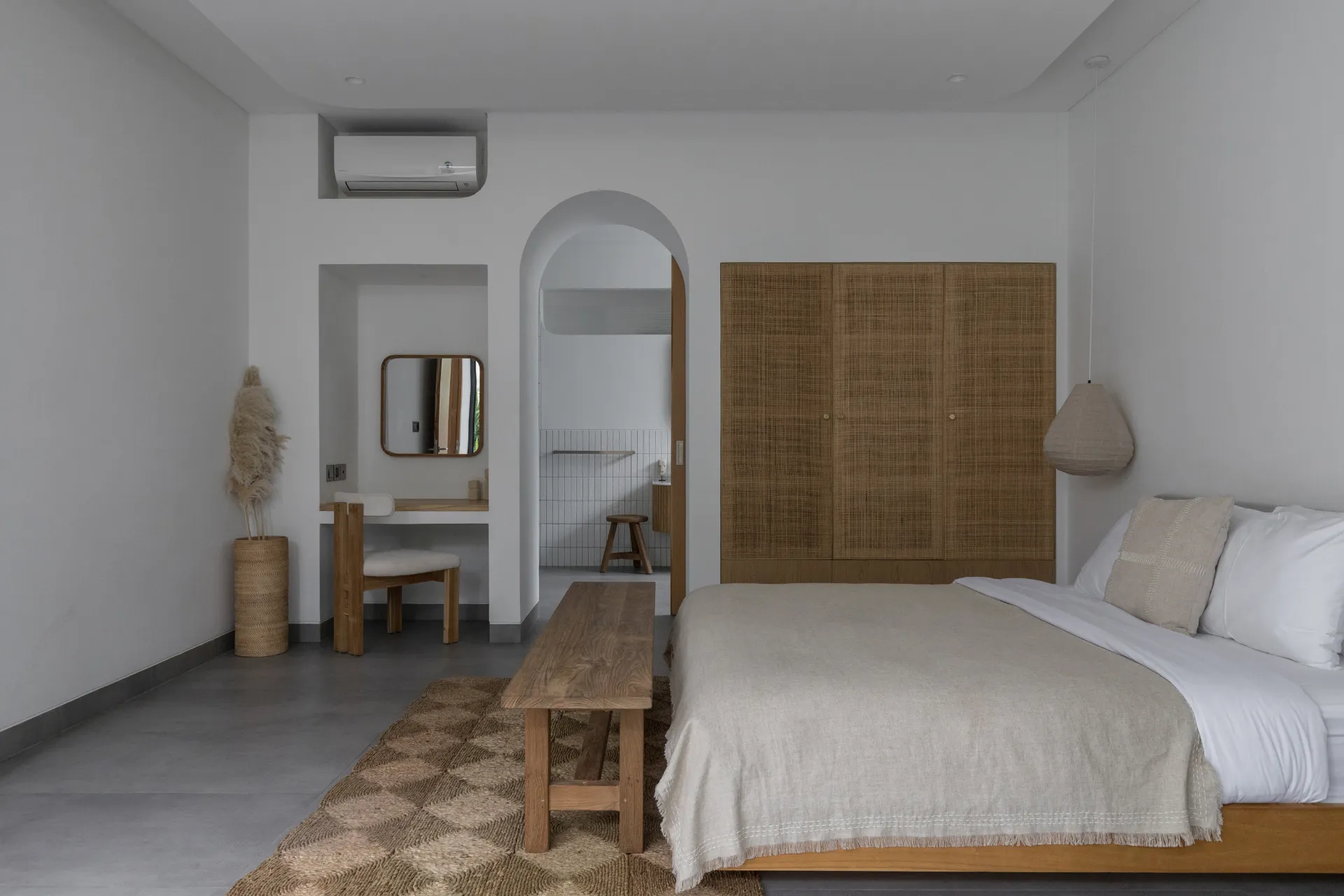 4 BEDROOM LUXURY VILLA IN BERAWA — image 4