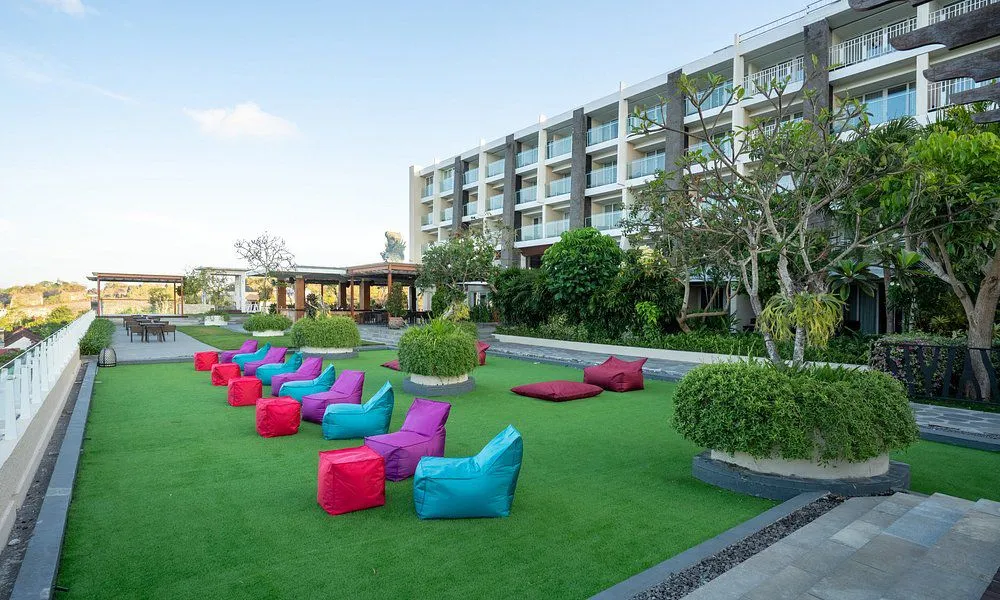 HOTEL UNGASAN - BALI FOR SALE — image 1