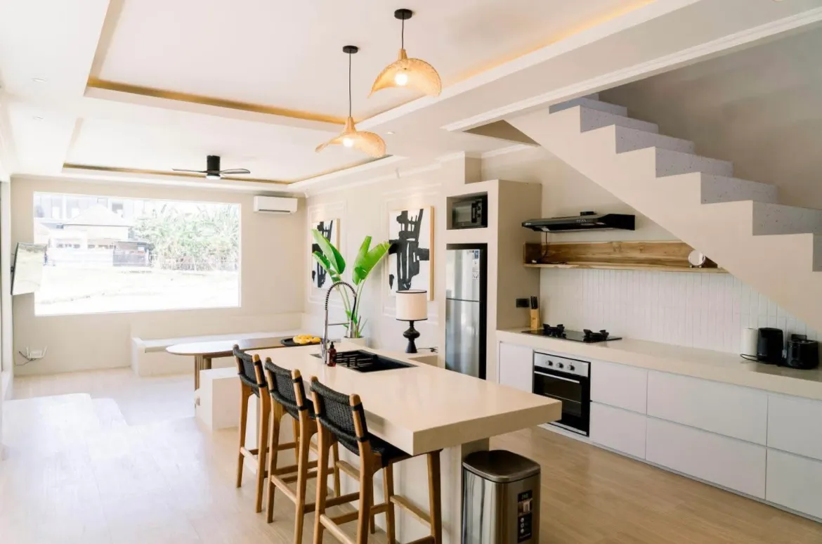 Brand New 4-Bedroom Villa in Berawa — image 1