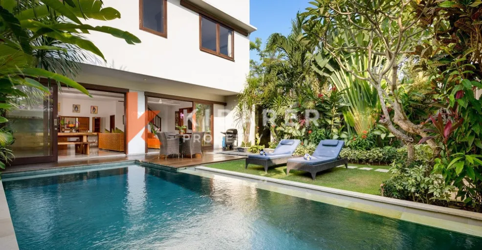 3BR Villa with best location and walking distance to Canggu Beach YRE5679