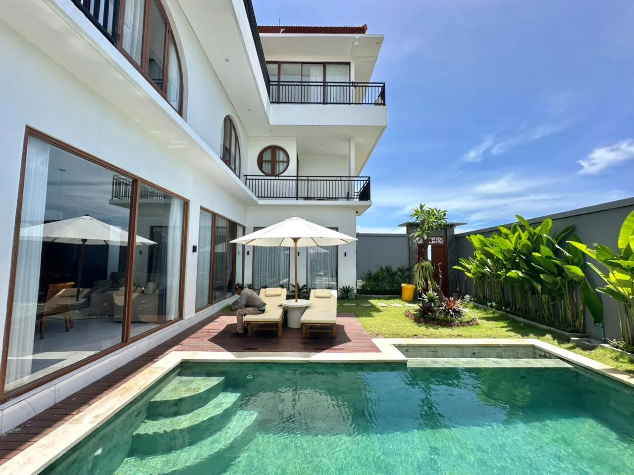 4 BEDROOMS BRAND NEW VILLA — PERERENAN | RICE FIELD VIEW