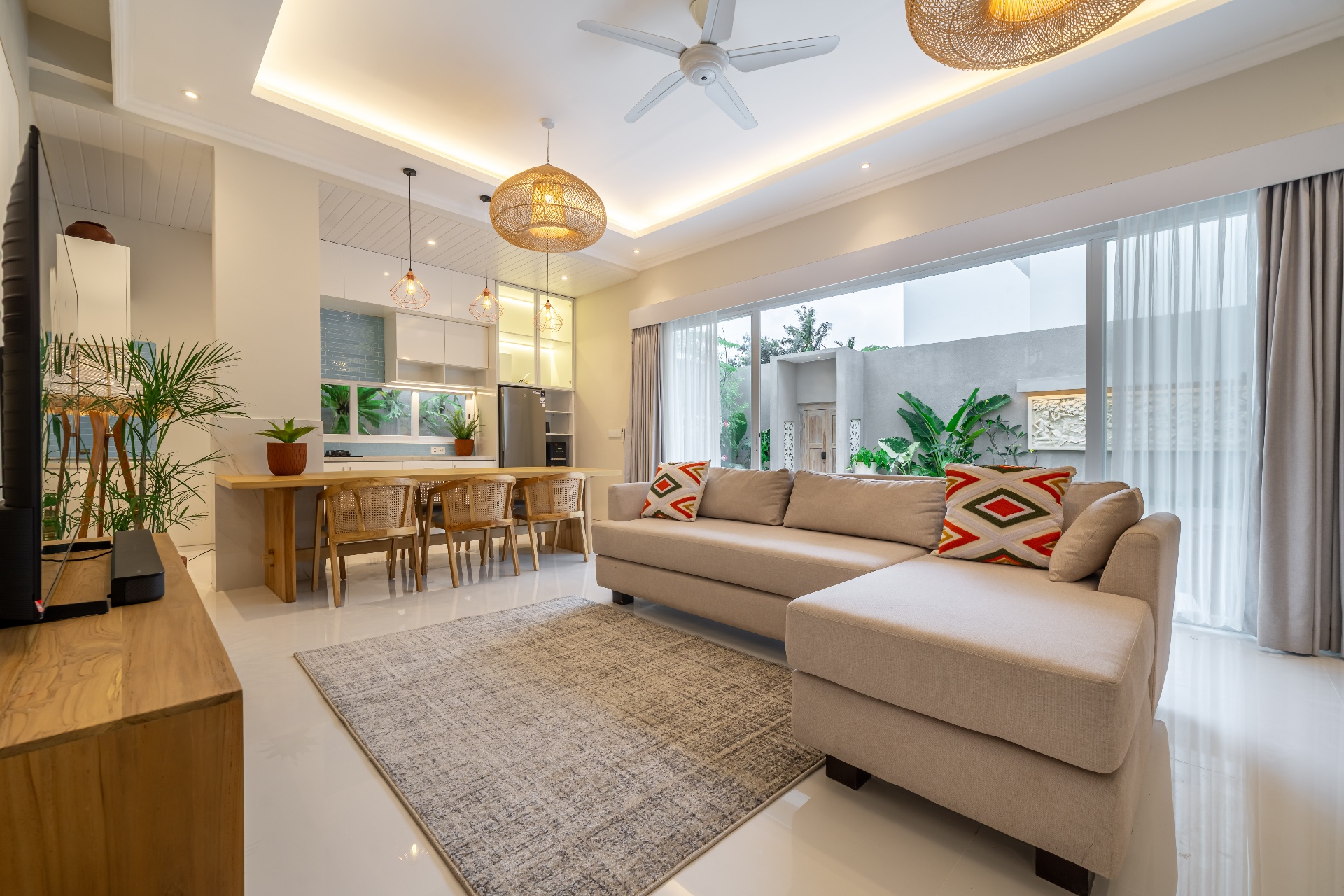 Modern New 2Br Villa | Rooftop | Pool | Ricefields | Washing Machine — image 3