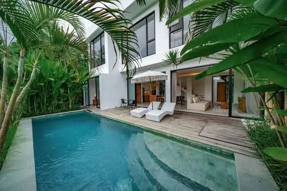Villa For Rent 4 Bed In Berawa Canggu Bali PO-3930