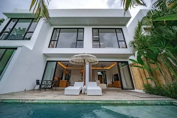 Villa For Rent 4 Bed In Berawa Canggu Bali — image 1