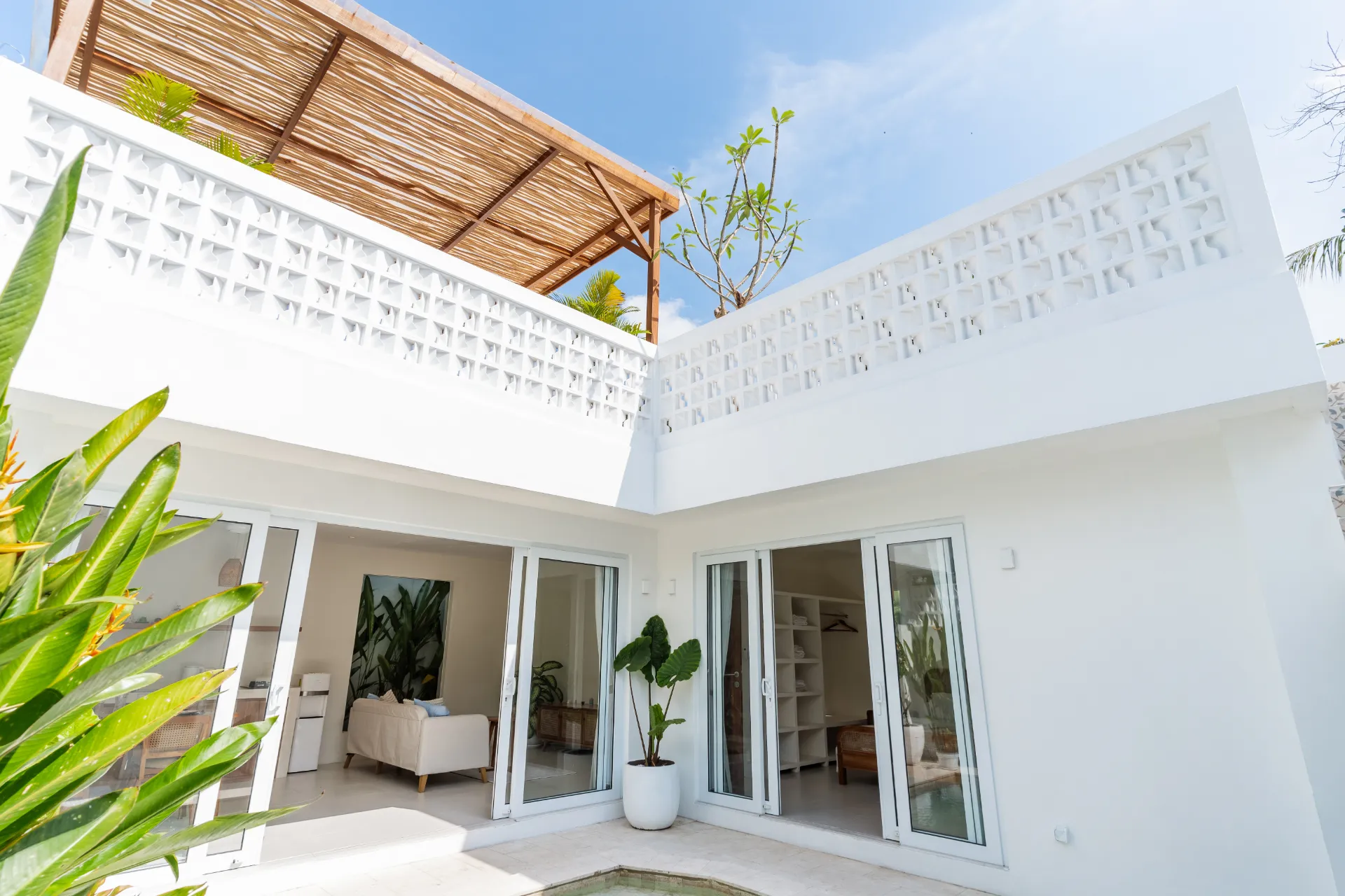 1 Bedroom + Office Villa in Central Canggu — image 4