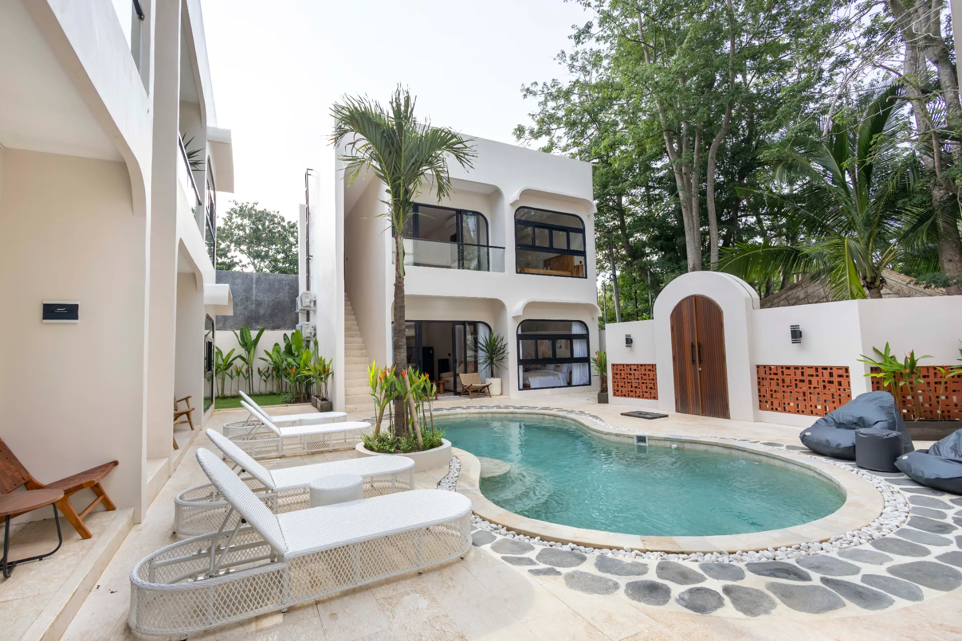 Bingin Apartment — image 1