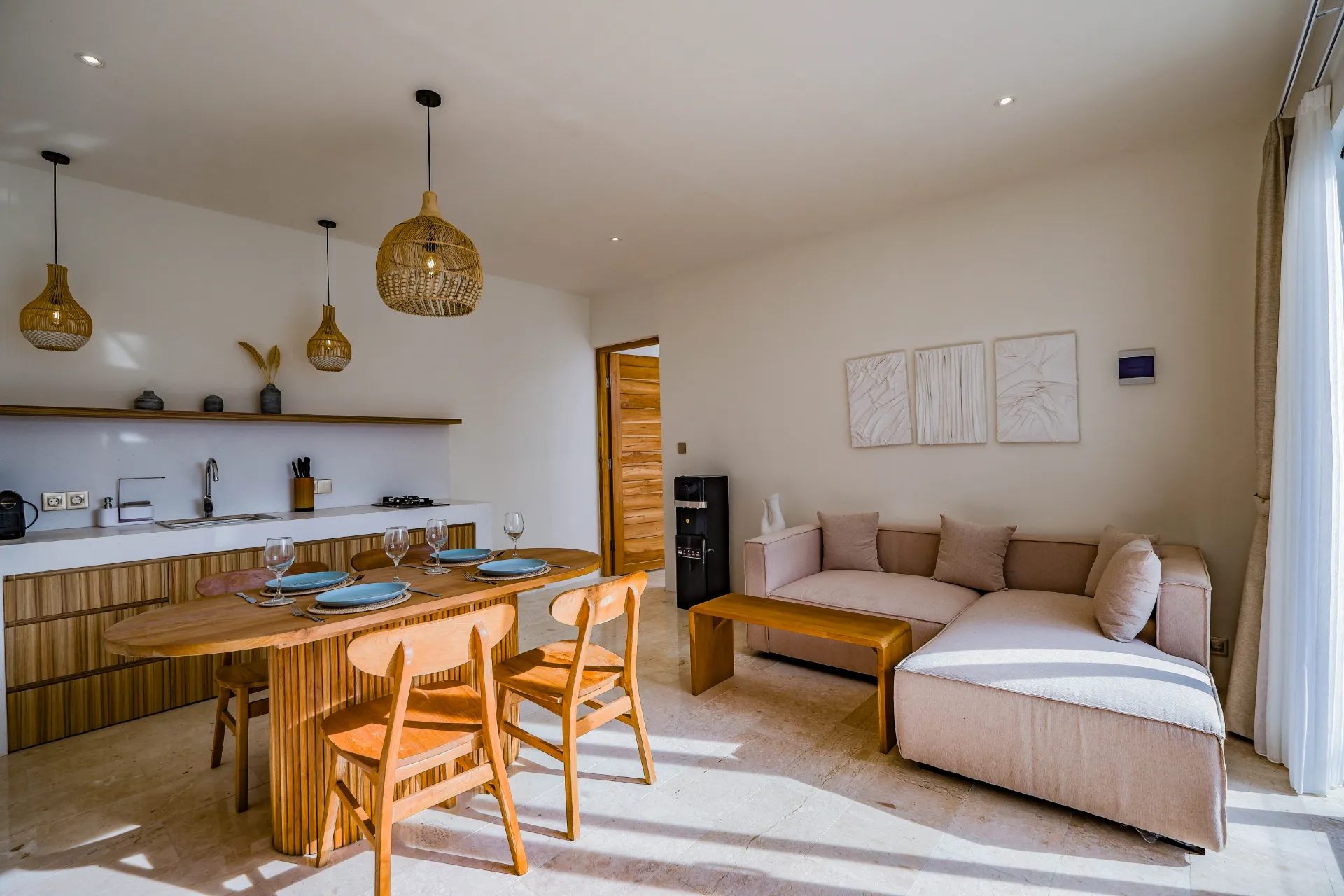 Nelayan Beach Apartment — image 2
