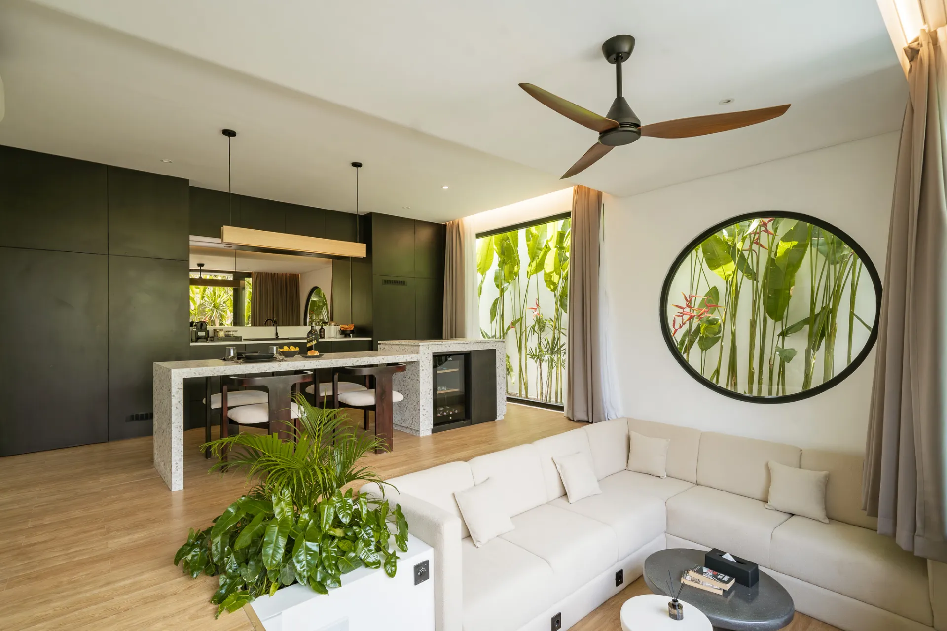 Luxury 2-Bedroom Villa in the Heart of Bingin Valley (Club Suma Villa) — image 4