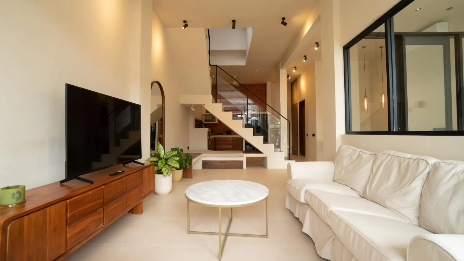 2BR House +1 working room at Berawa — image 2