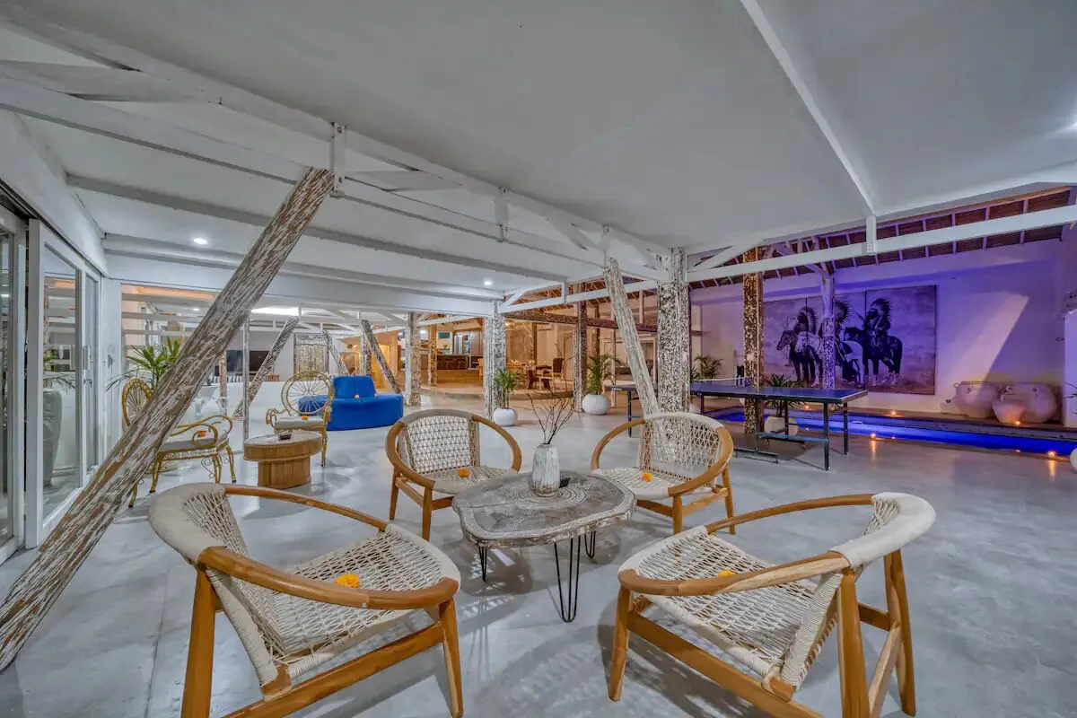 4 BEDROOM VILLA 5 MINUTES TO CEMAGI BEACH — image 2