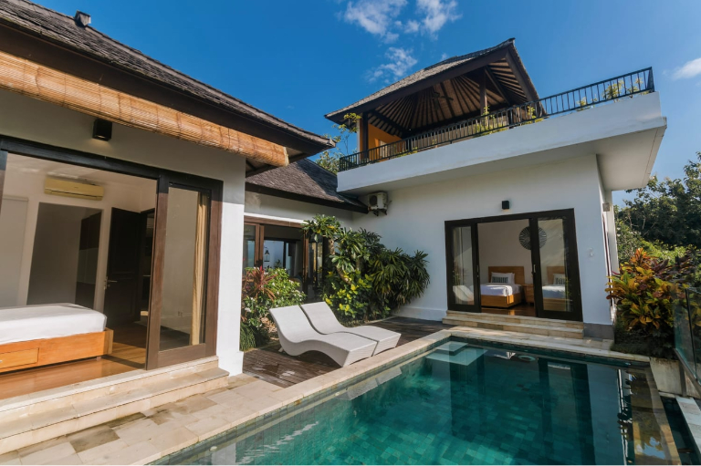 2 bedrooms villa available now