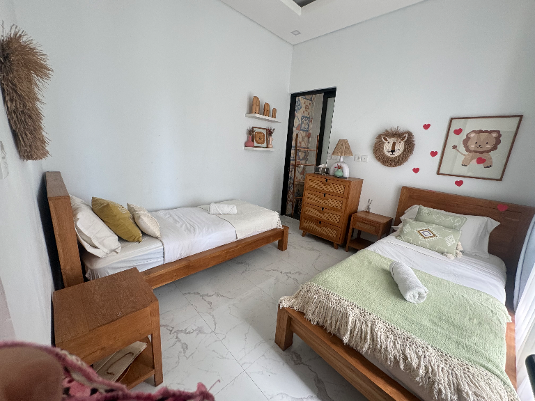 Ocean view villa — image 2