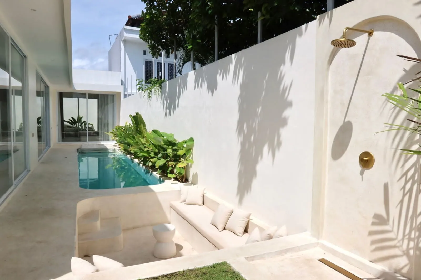 Villa For Rent 2 Bed In Kerobokan Kelod Bali — image 4