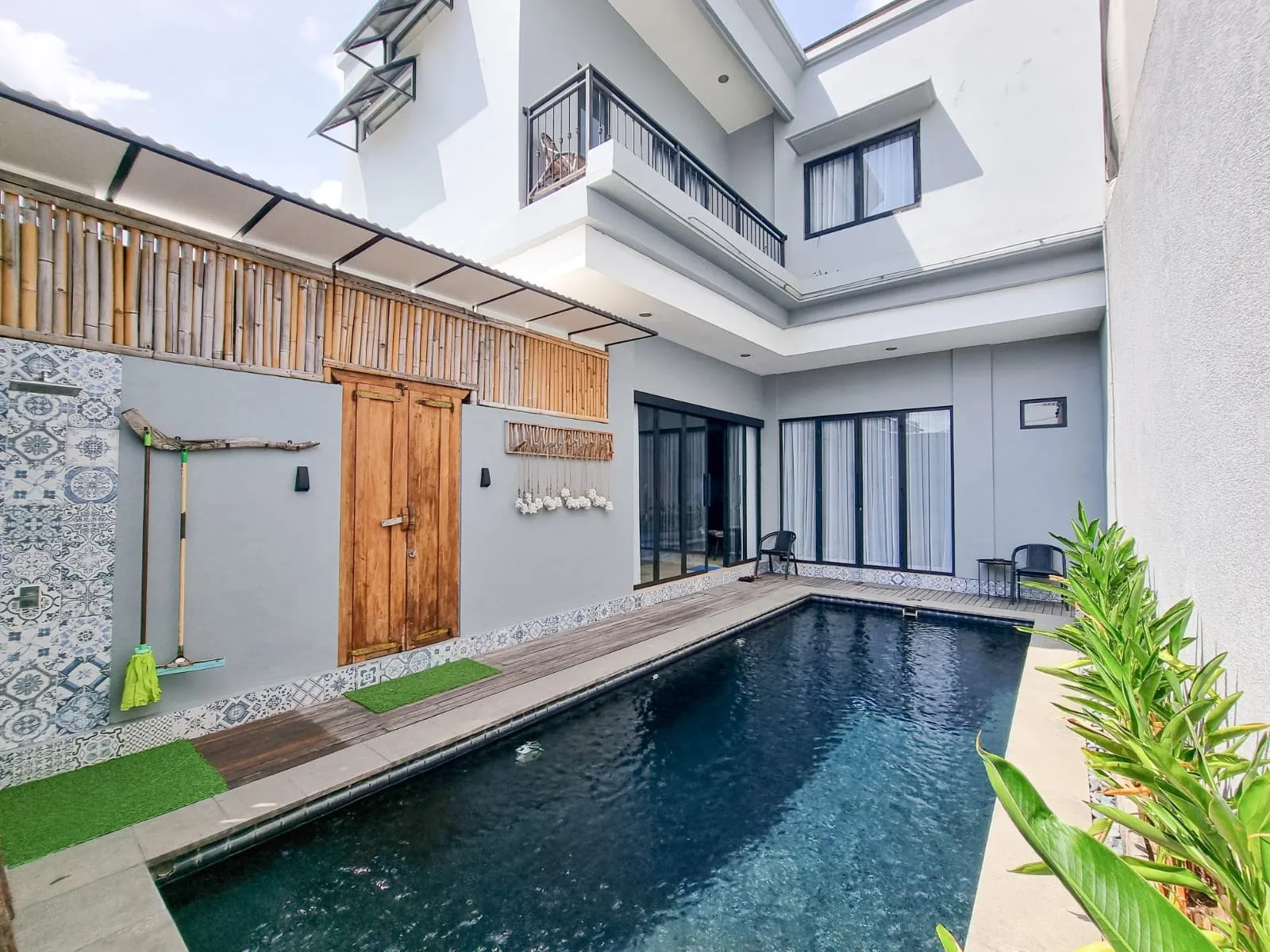 Villa with 3 Bedrooms for Sale in Berawa | UDB 968