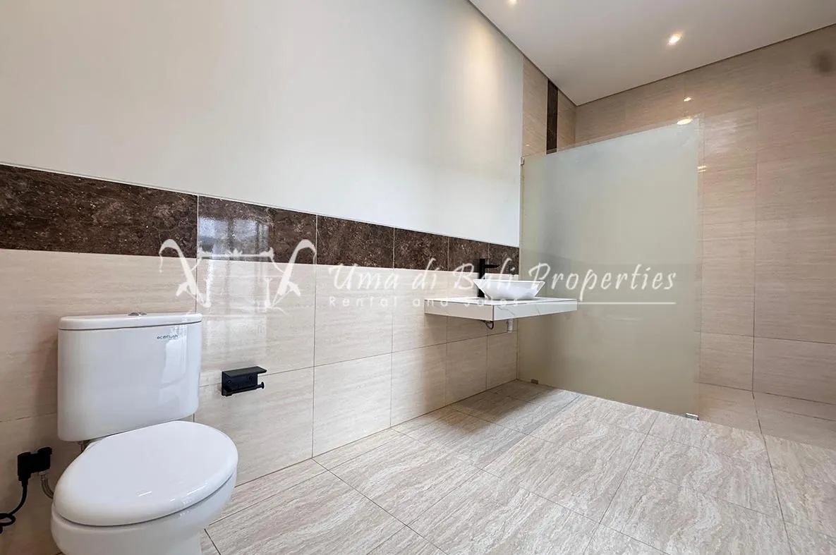 BRAND NEW 3BR VILLA AT LEGIAN — image 4