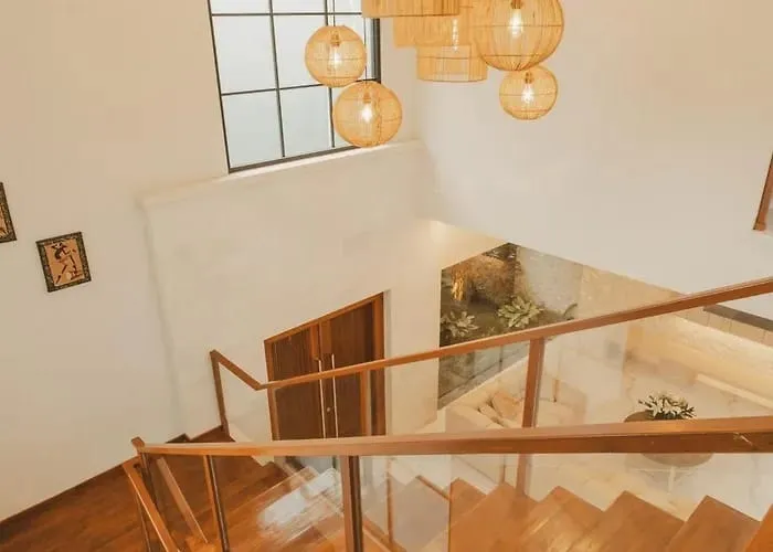 Villa For Rent 3 Bed In Berawa Tibubeneng Bali — image 4